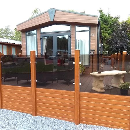 12 Burnside Lodge Auchterarder Exteriör bild
